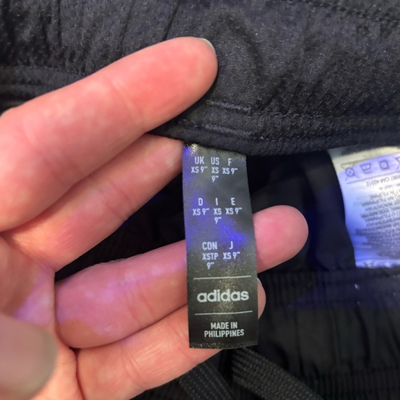 ⭐️ 3/$21 ⭐️ Adidas Men's Train Essentials Woven Athletic Training Black Shorts - Picture 3 of 8